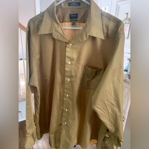 Men’s Arrow Classic fit, Gold color, dress shirt 17 1/2 34/35, sateen